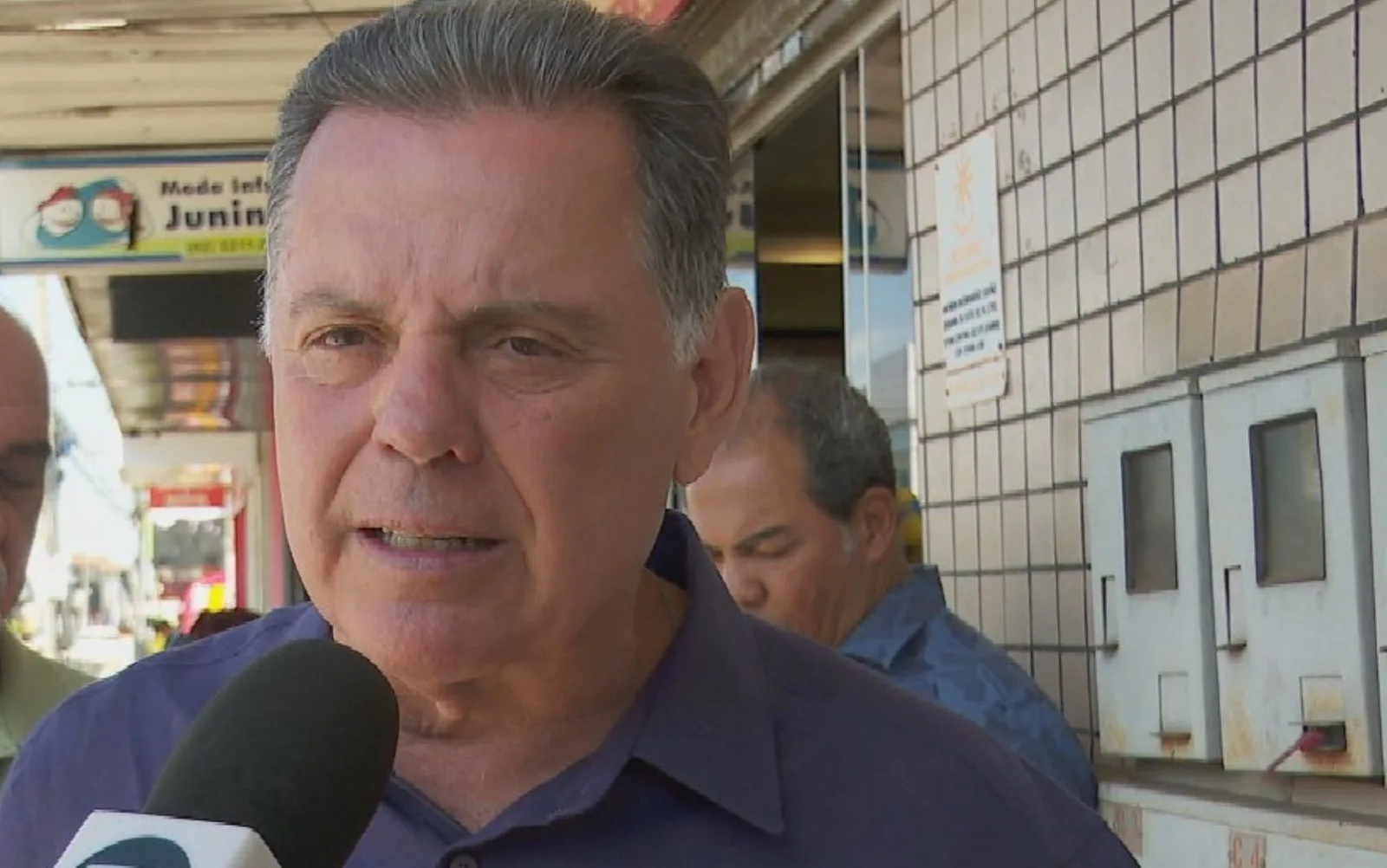 Marconi Perillo propõe Vapt Vupt da Saúde em caminhada em Goiânia