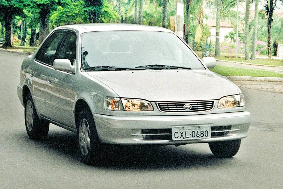 Corolla completa seis décadas com queda nas vendas no Brasil
