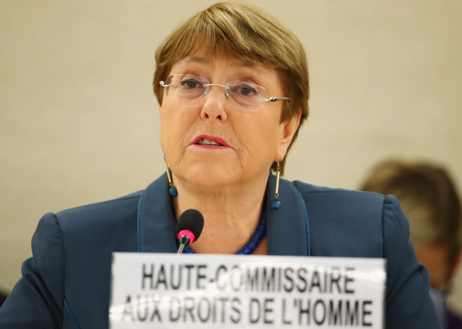 Bachelet retira candidatura à chefia da ONU após mudança de apoio no Chile