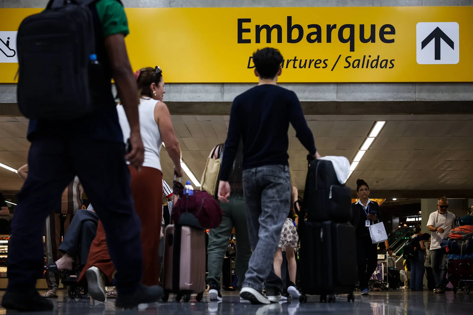 Anac começa a aplicar multas e suspensão a passageiros indisciplinados