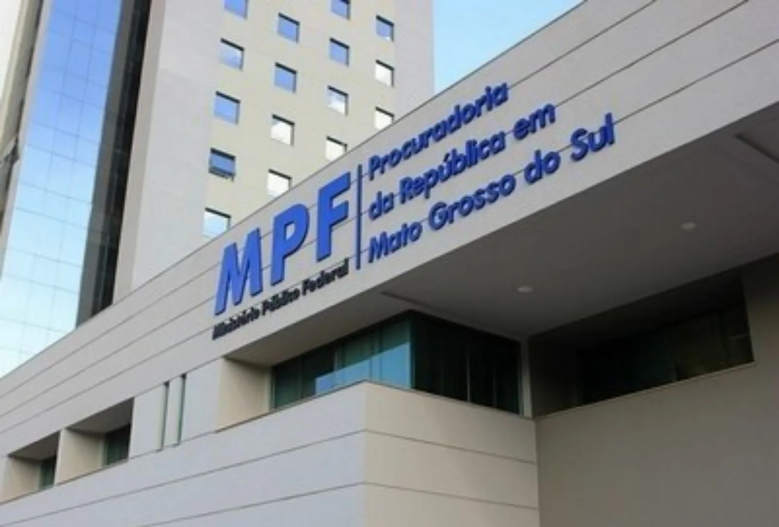 PR/MS recebe currículos para cadastro de assessores externos em Direito