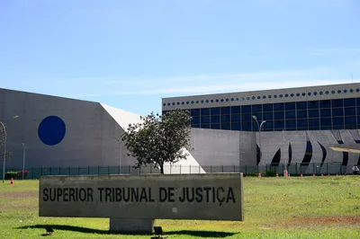 Relevância no STJ é qualificação constitucional, não presunção, sustenta análise
