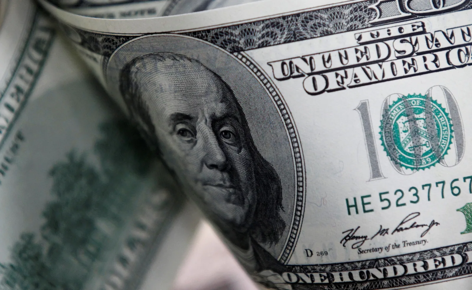 Payroll reforça expectativa de alta de juros nos EUA e pressiona mercados