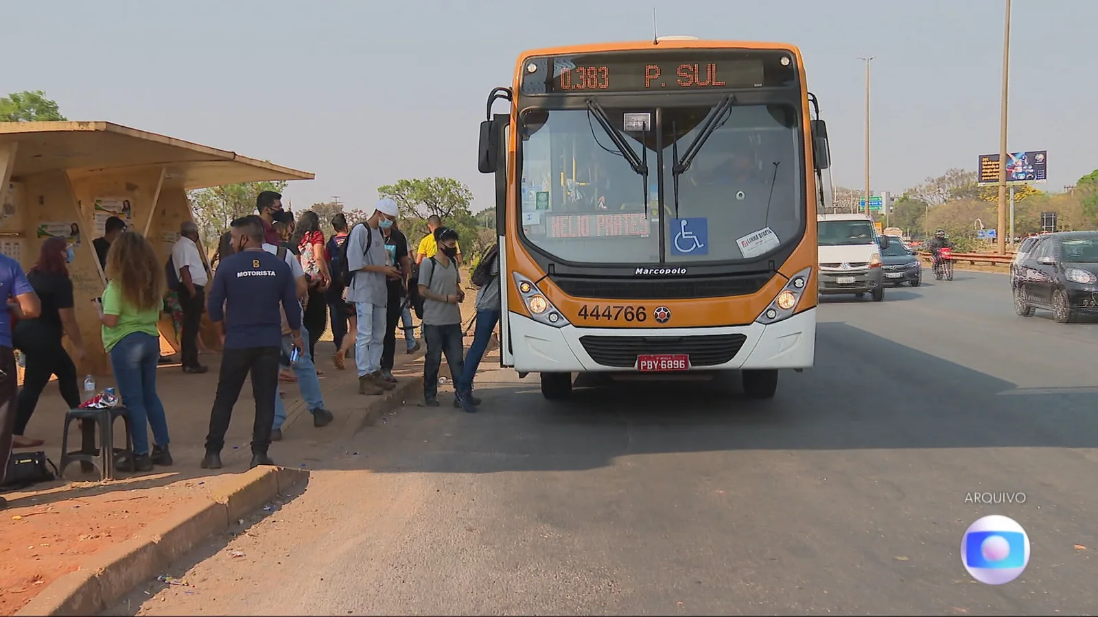 Justiça mantém greve no DF e exige operação mínima de ônibus