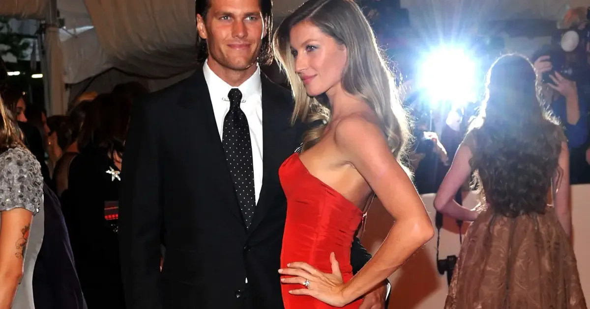 Livro relata publicação de Tom Brady após nascimento do filho de Gisele