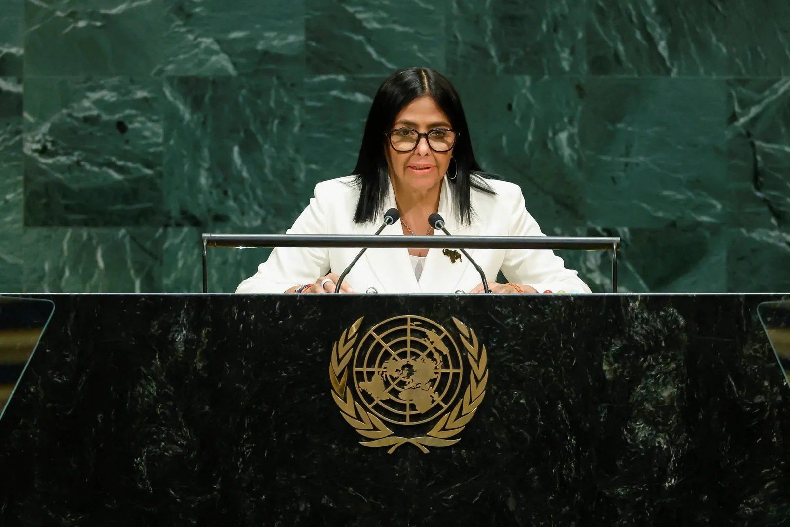 Na ONU, Delcy anuncia revisão institucional e acordo petrolífero com os EUA