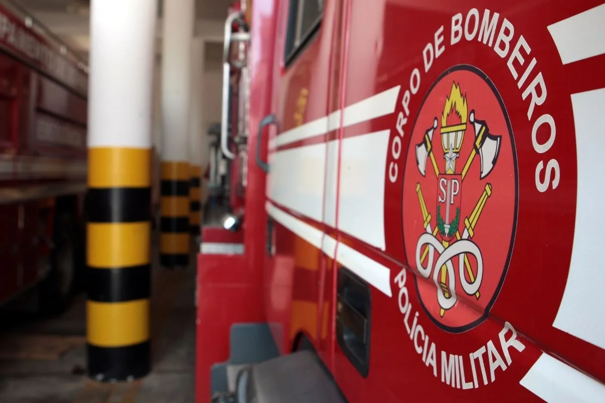 Homem é encontrado morto após ser levado por enchente em Jandira