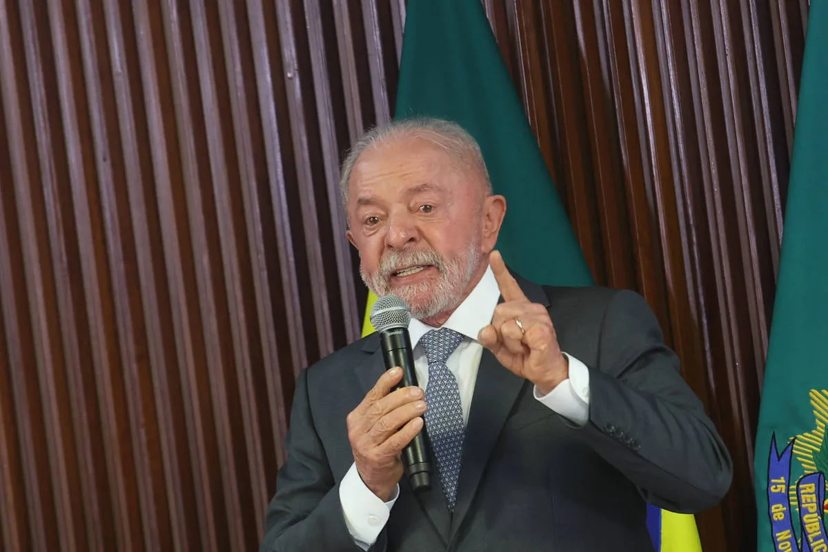Lula defenderá soberania com foco em terras raras e petróleo