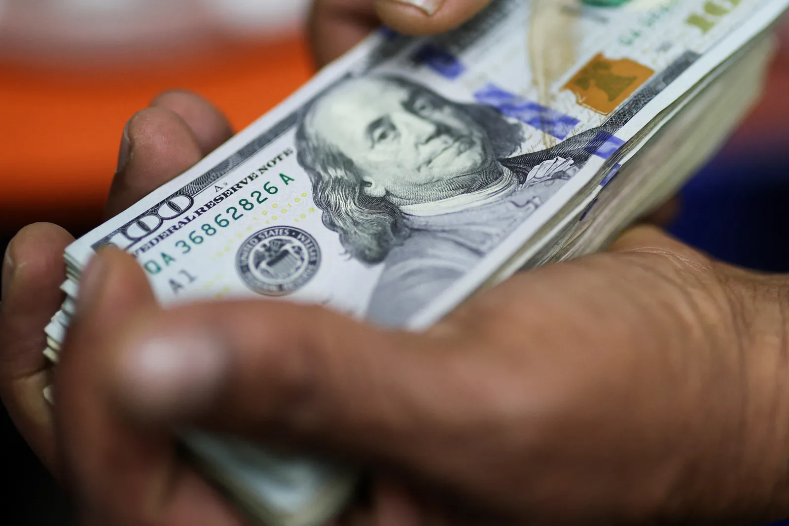 Petróleo e cenário eleitoral influenciam alta de 1,42% do Ibovespa
