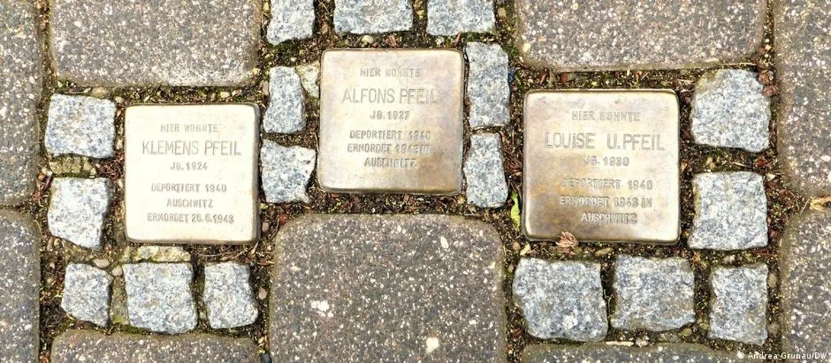 Heidenau interrompe novas placas em memória de vítimas do Holocausto