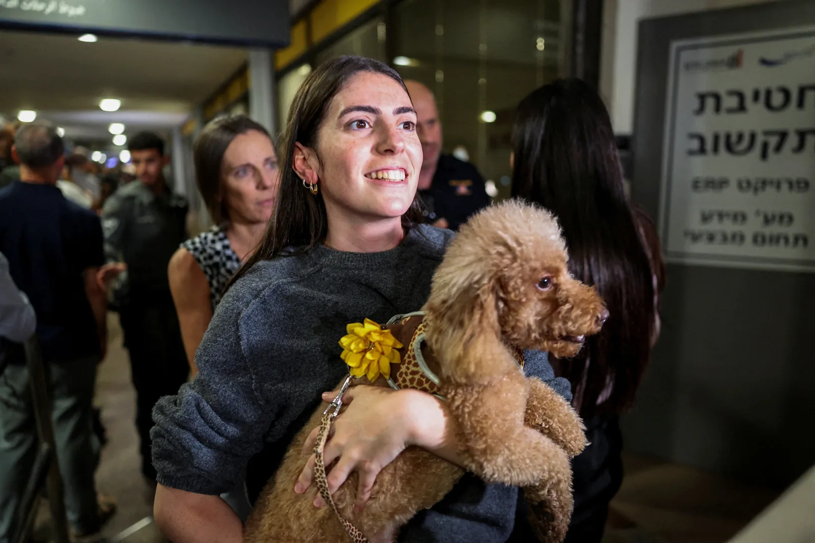 Códigos de emergência e investigação marcam incidente em voo da FlyDubai