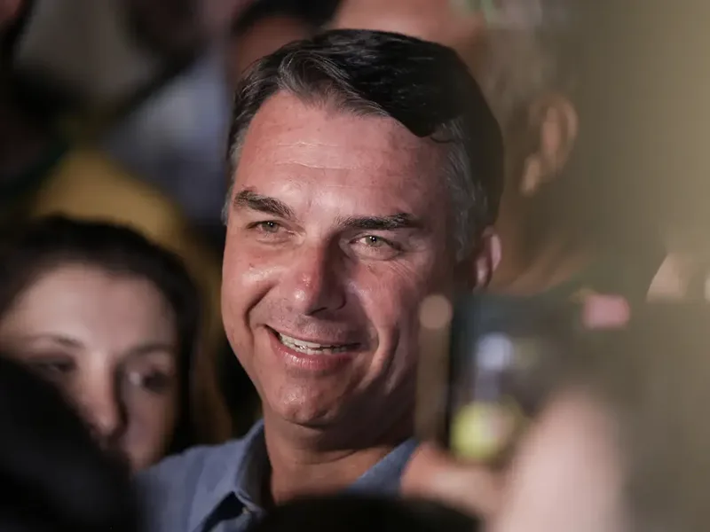 Justiça rejeita pedido de Flávio Bolsonaro para retirar vídeo das redes