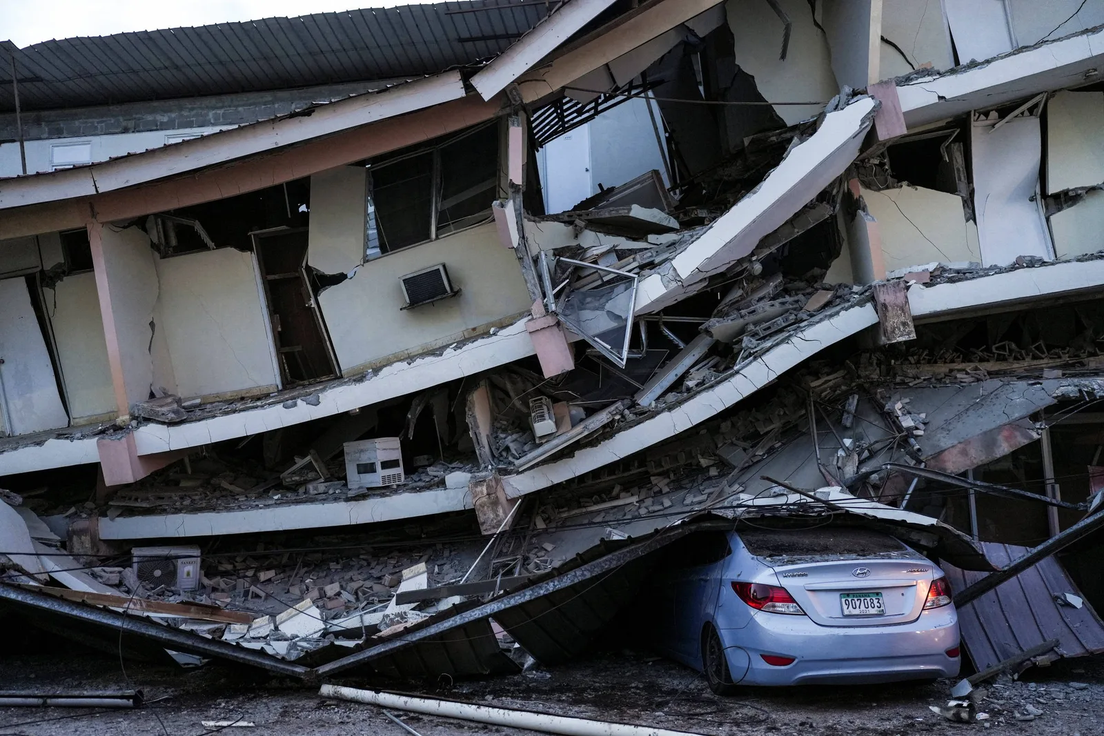 Terremoto no Panamá provoca danos em estradas, hospitais e escolas