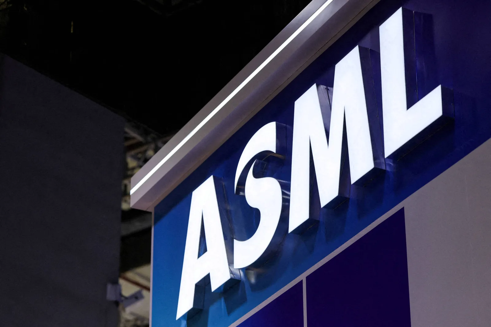 ASML aposta em uma rede global para manter liderança em chips de IA