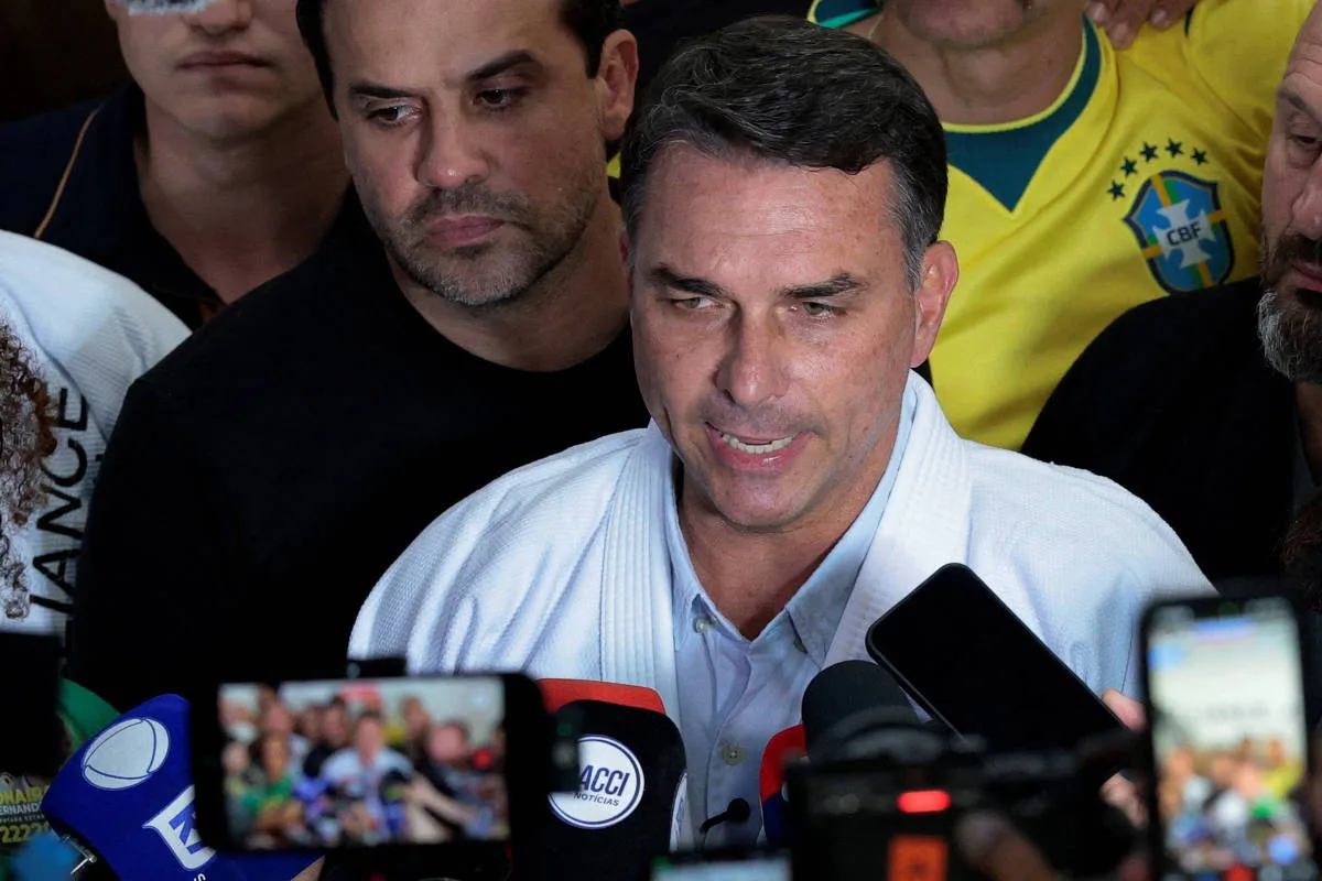 Marçal amplia apoio digital a Flávio e mantém possível participação no governo em aberto