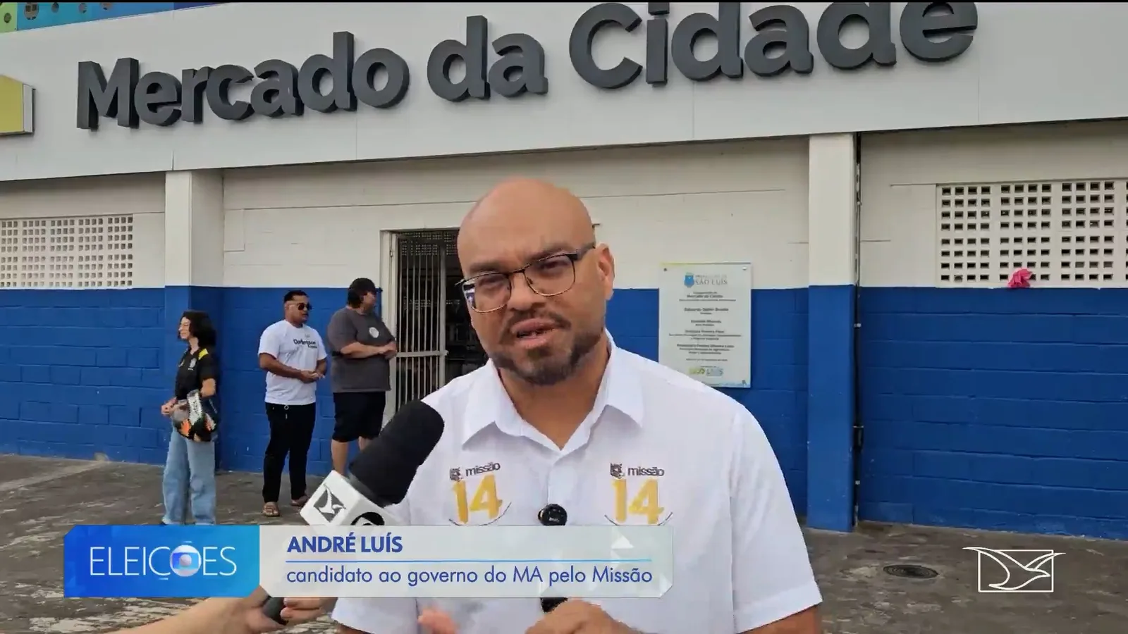 André Luís faz panfletagem e apresenta propostas para obras no Maranhão