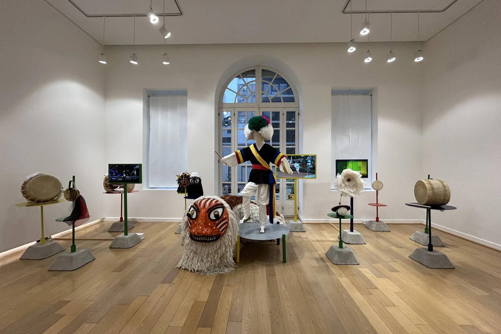 Centro Cultural Coreano apresenta raízes do k-pop em exposição gratuita em São Paulo