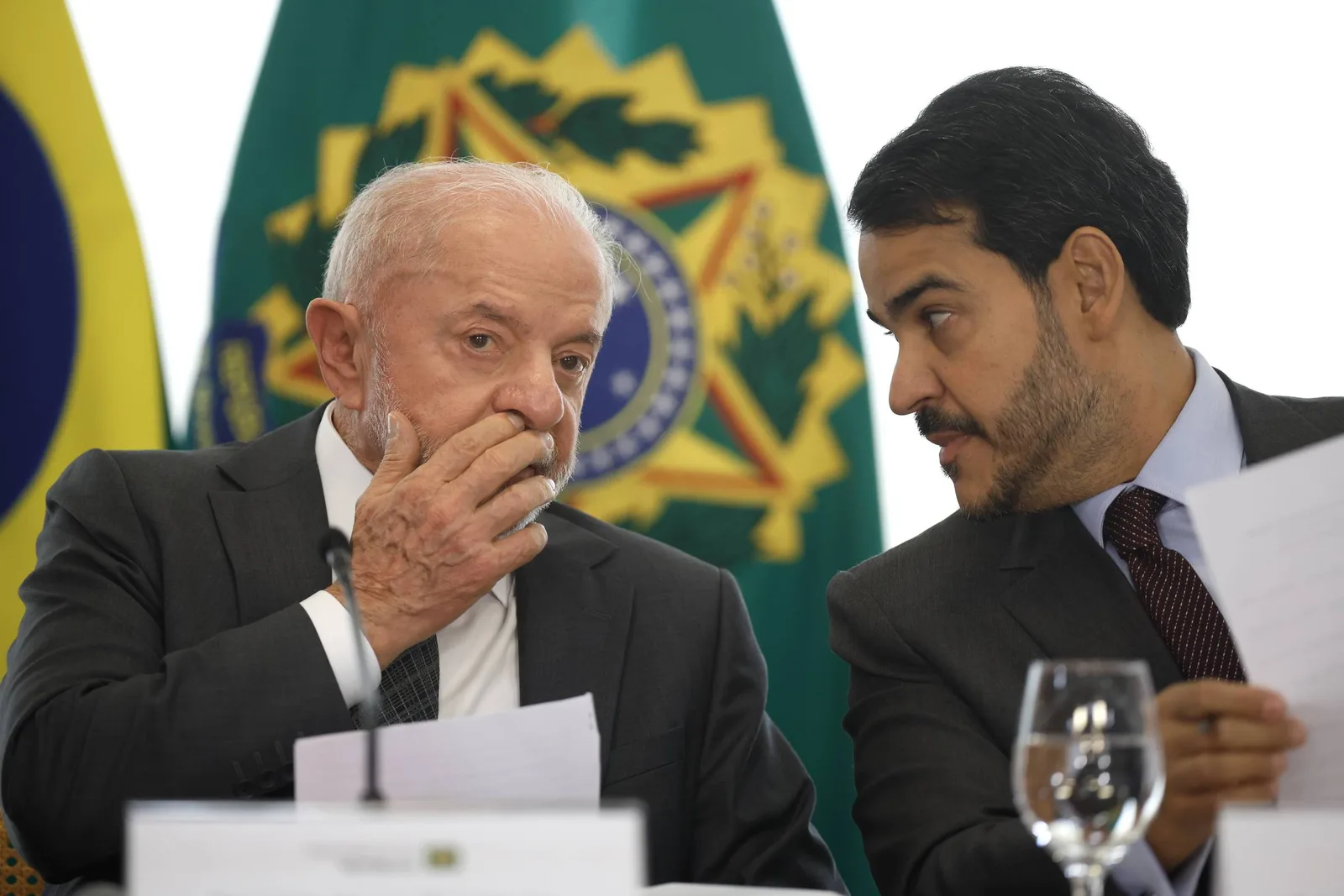 AGU contesta afastamento de diretor da PF e invoca atribuição do Planalto