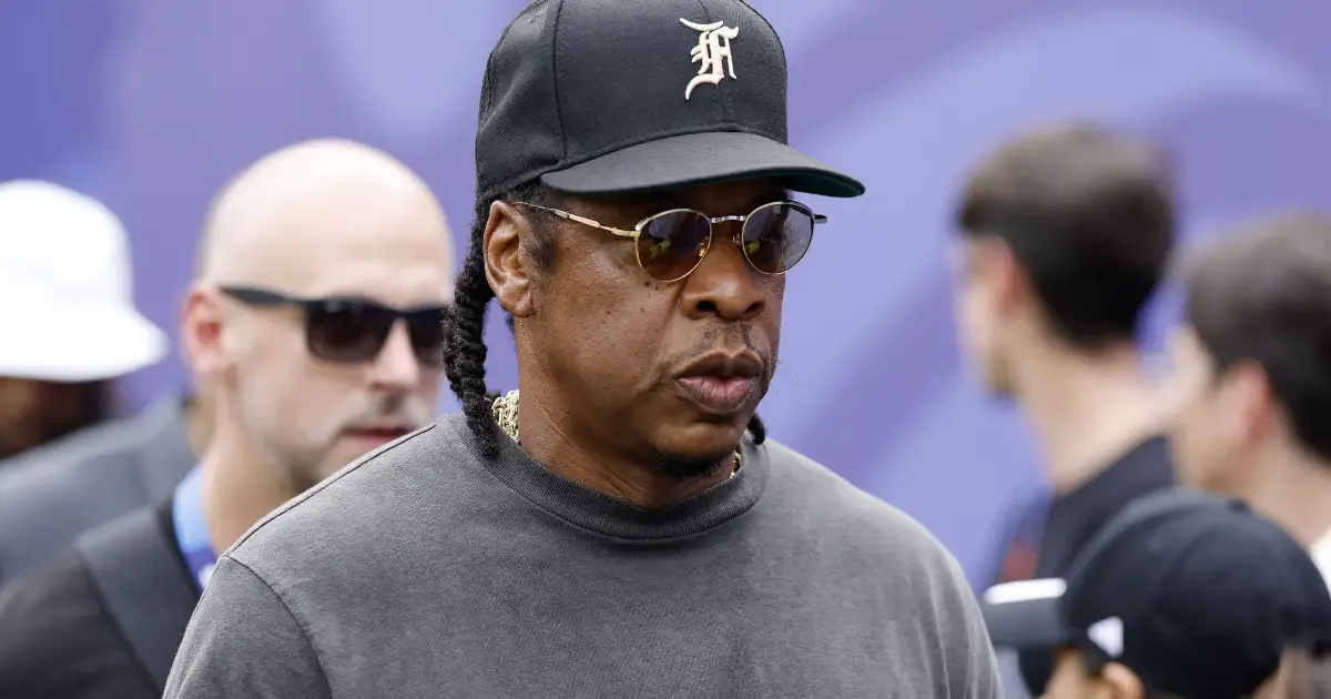 Jane Doe diz ter identificado Jay-Z por engano e retira acusações
