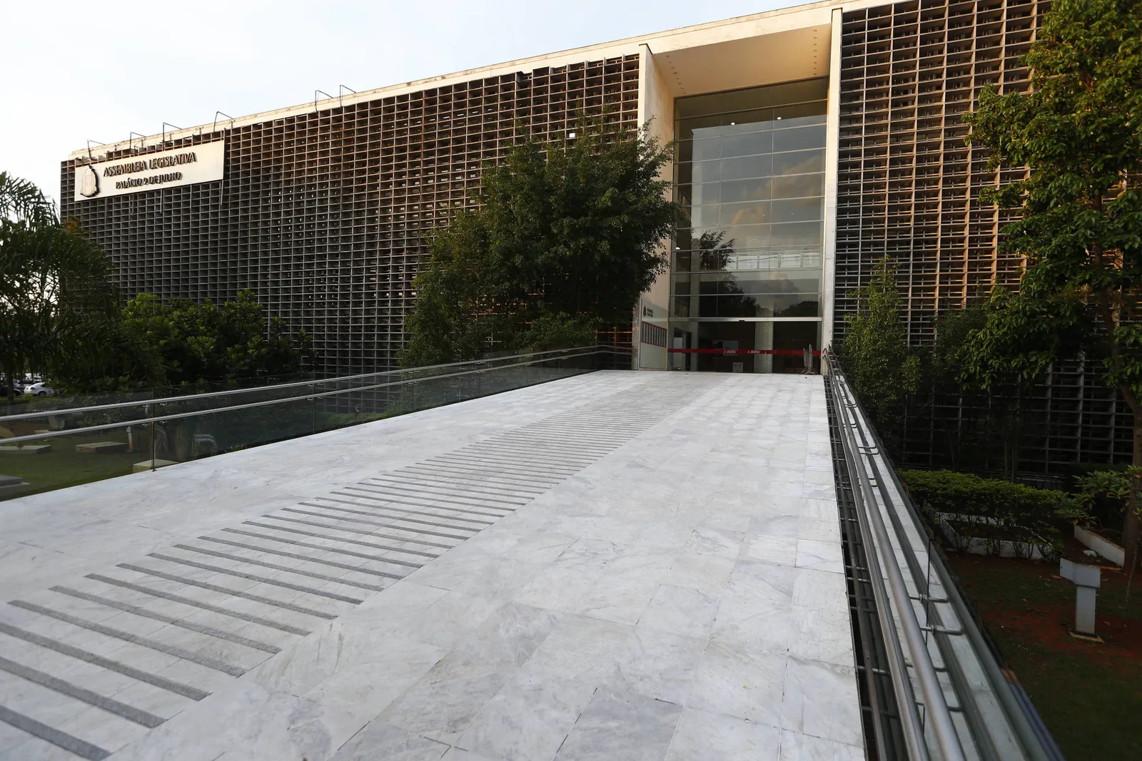 Enquete aponta candidatos de perfis diversos para a Assembleia paulista