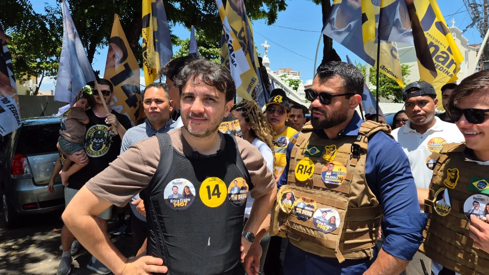 Renan Santos propõe ação federal contra facções durante campanha em Fortaleza