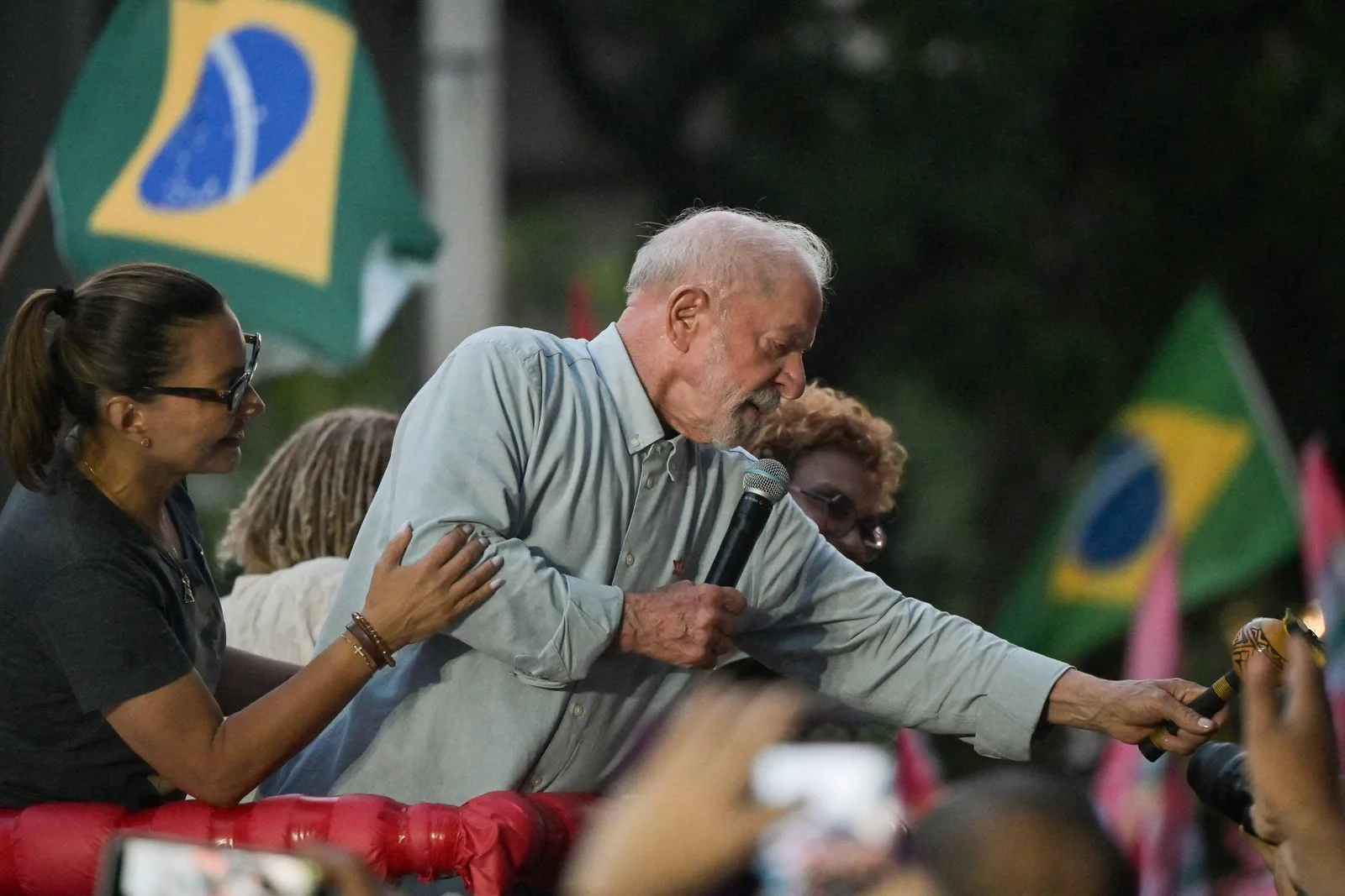 Vídeos de latino-americanos associam eleição brasileira à defesa da esquerda regional