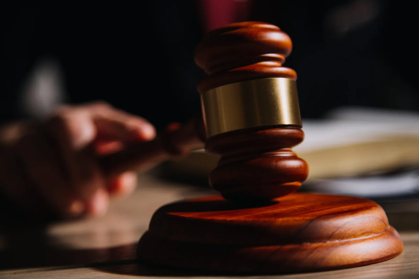 STJ homologa acordo e mantém cargo de condenado por improbidade em Pernambuco