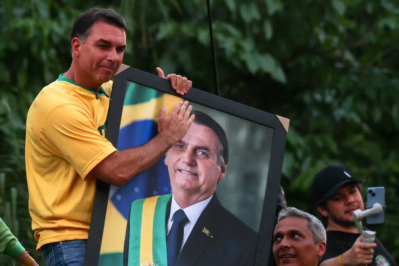 Doadores de Jair Bolsonaro em 2022 não financiaram Flávio em 2026