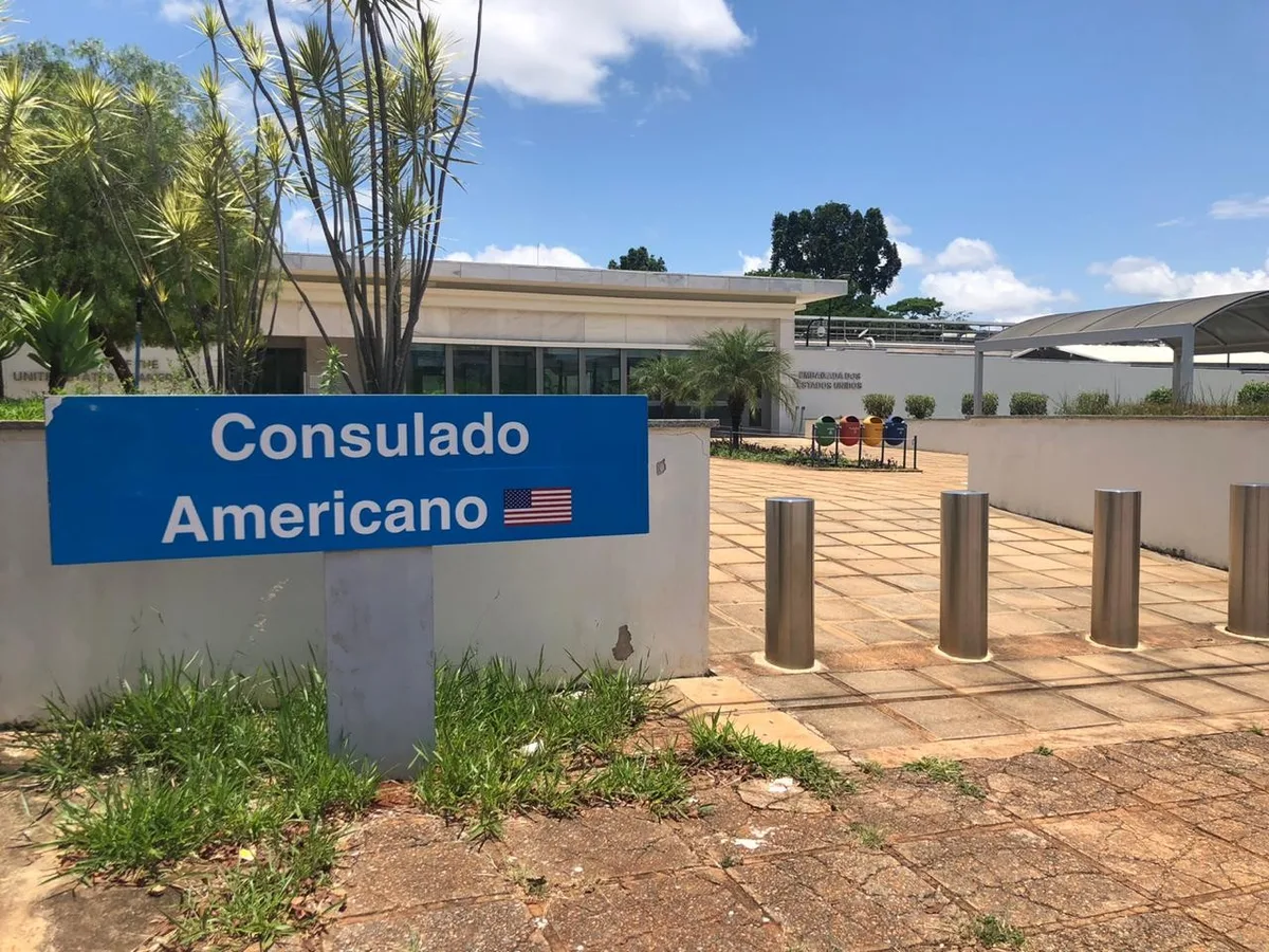 Departamento de Estado orienta americanos a evitar instalações diplomáticas no Brasil