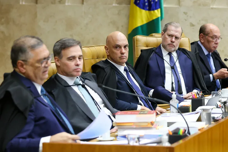 Empate no STF divide especialistas sobre desempate em caso envolvendo Alexandre