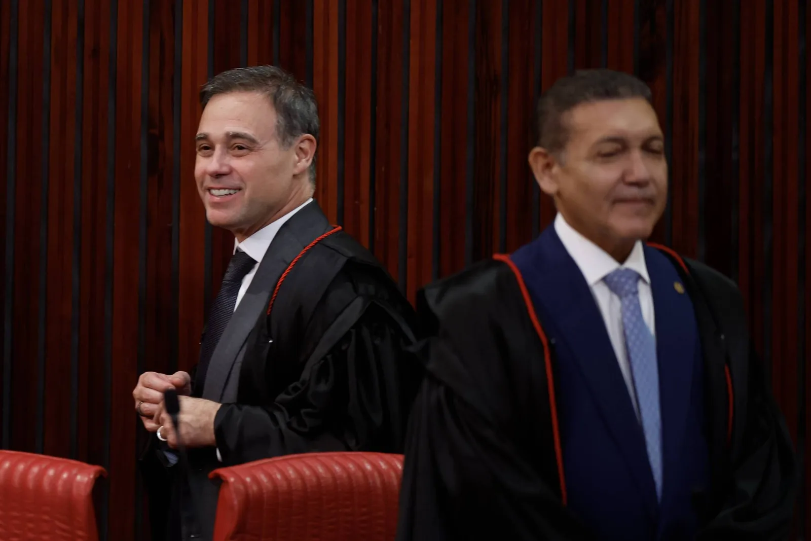Aliados de Moraes avaliam questionar votos de Kassio e Fux no caso Master