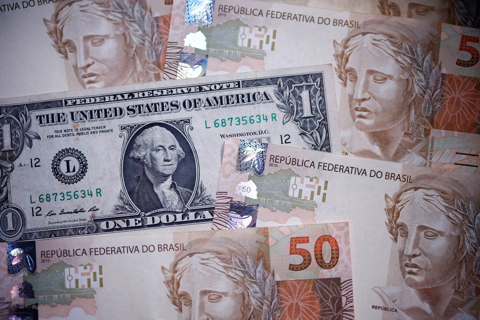 Juros menores no Brasil ainda sustentam interesse estrangeiro por ativos locais