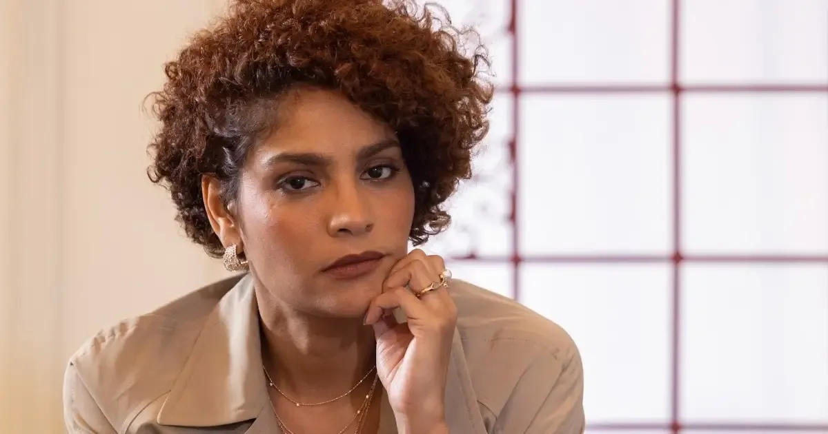 Barbara Reis interpreta vilã em trama de manipulação no Globoplay