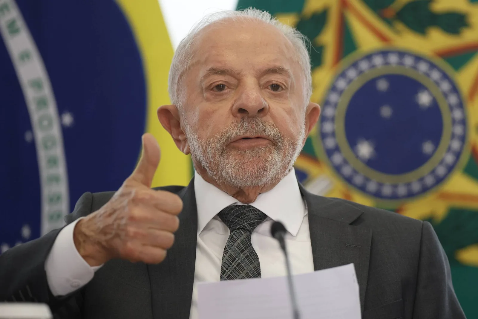 Bolsa Família terá reajuste de 15,04% anunciado por Lula