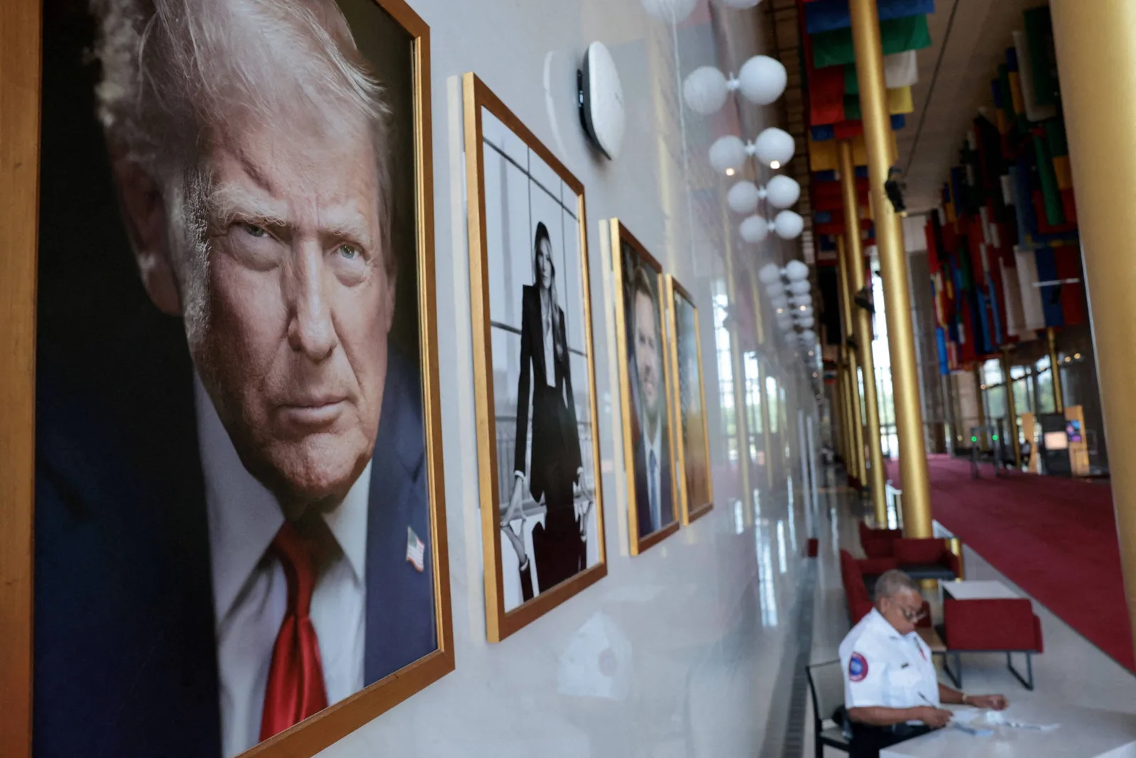 Kennedy Center aprova fechamento para reformas em meio a disputa sobre nome de Trump