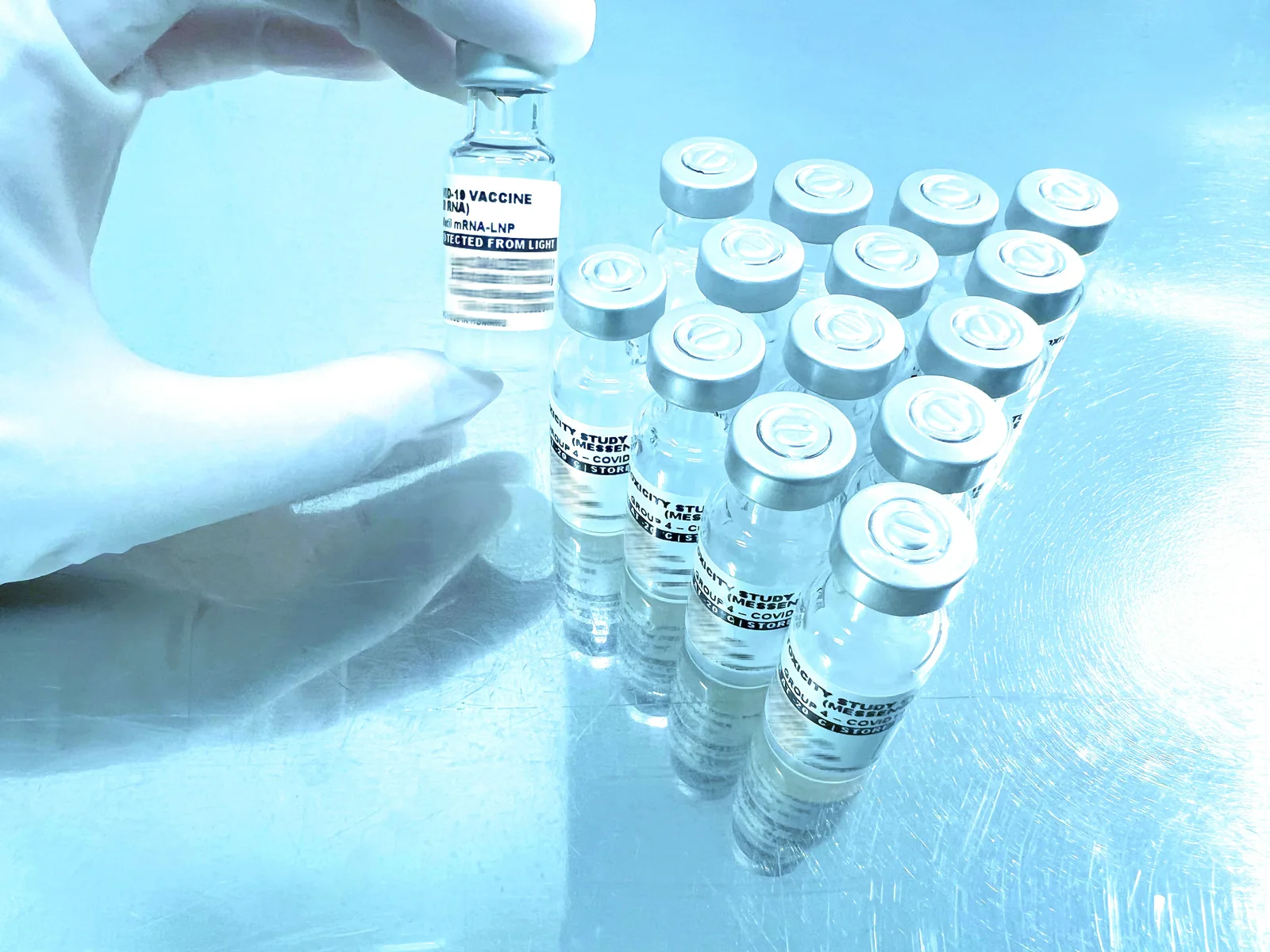 Vacina de mRNA da Fiocruz chega a testes clínicos e amplia pesquisas no Brasil