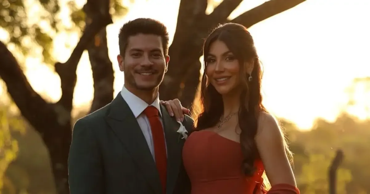 Jheny Santucci anuncia fim do casamento com Arthur Aguiar
