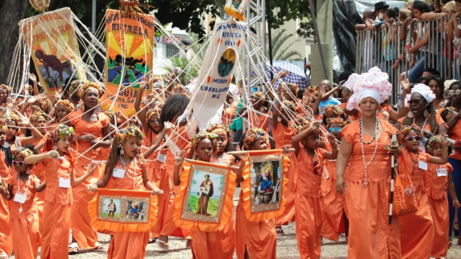 Congado de Uberlândia preserva funções e tradições em festa de 150 anos