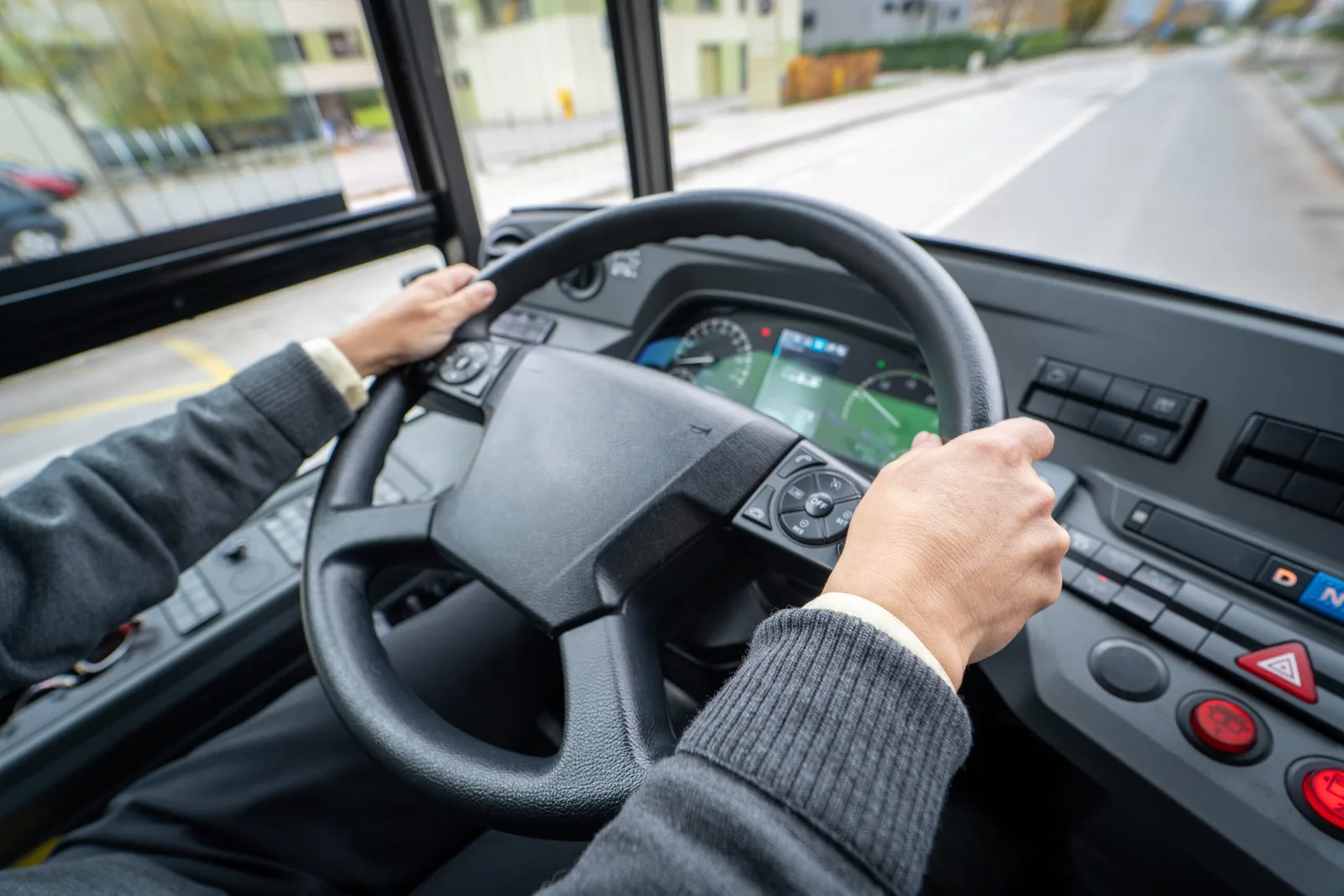 TRT-17 mantém indenização a motorista queimado em ataque a ônibus