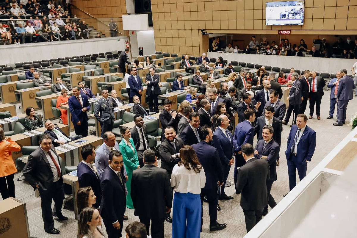 Assembleias estaduais aprovam leis, fiscalizam governos e votam o Orçamento