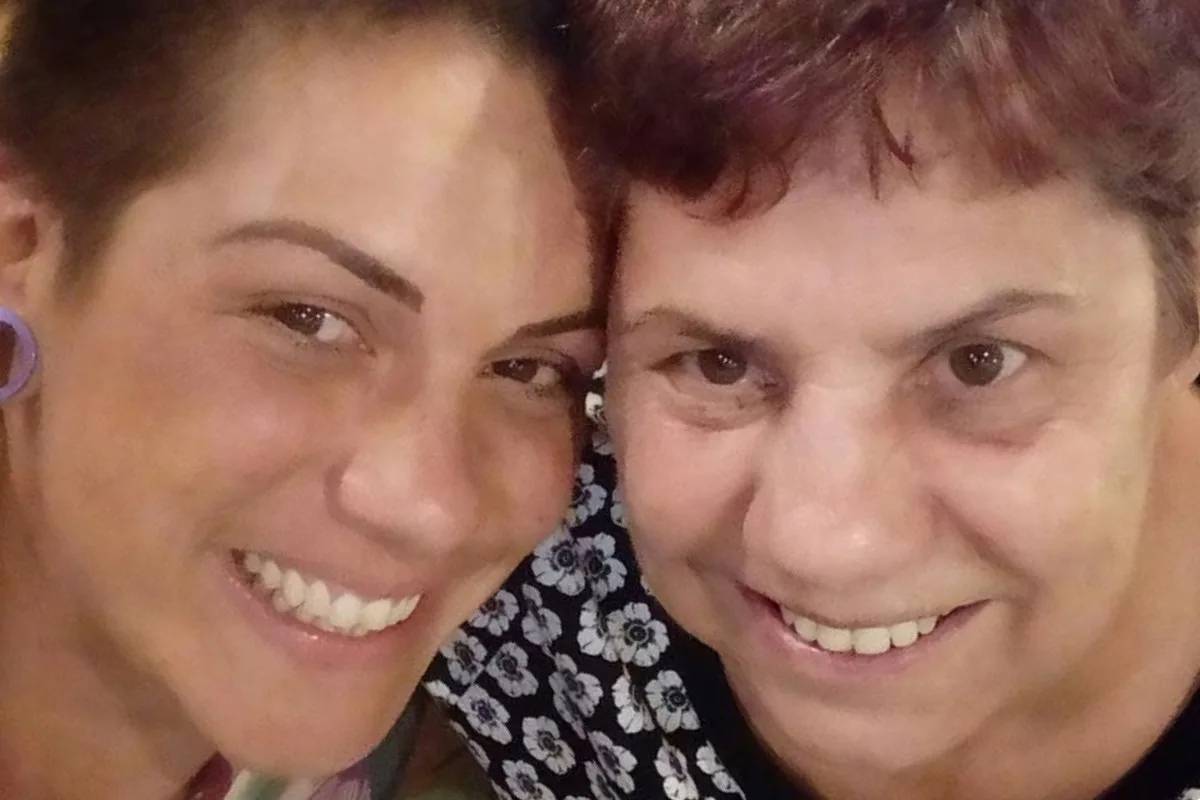 Mãe se despede de empresária encontrada morta em Mogi Mirim