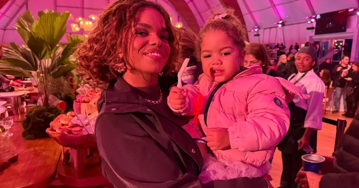 Jennifer Nascimento destaca novo papel e leva Lara ao Rock in Rio