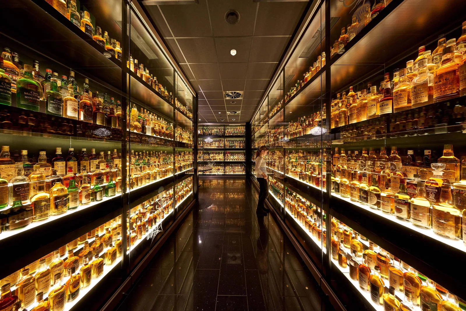 Estoques recordes e consumo menor colocam destilarias escocesas sob pressão