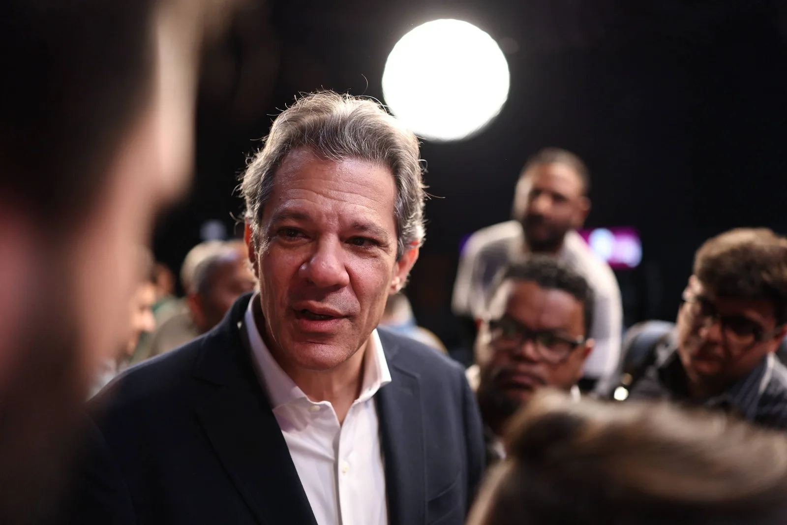 Haddad nega contato com Vorcaro e critica vínculos do ex-banqueiro com aliados de Bolsonaro