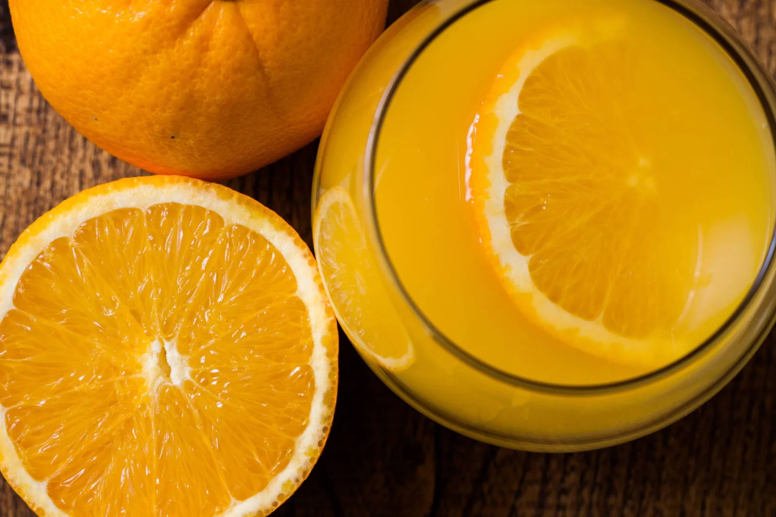 Estudo relaciona vitamina C a estruturas cerebrais mais preservadas