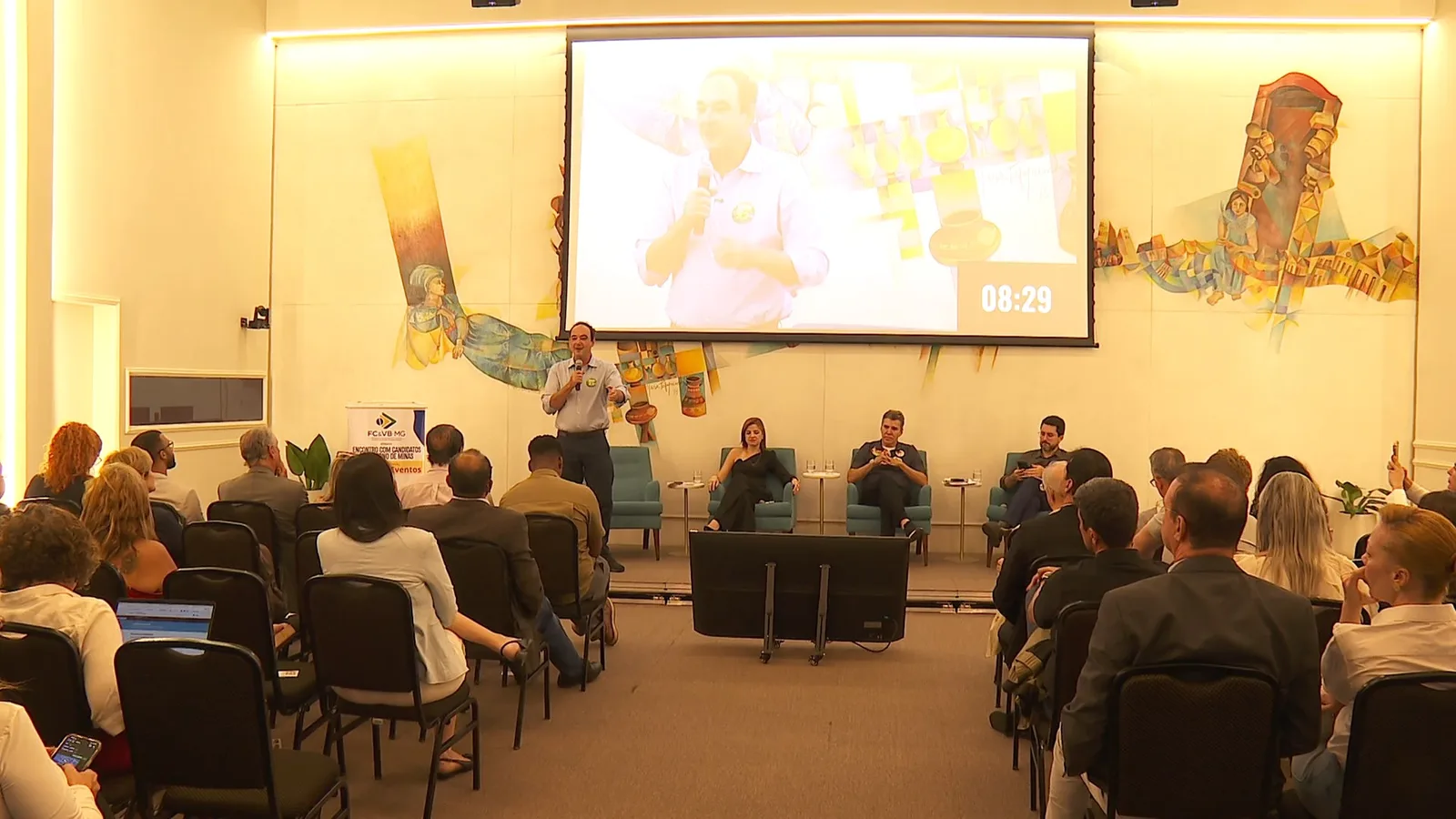 Roscoe apresenta propostas para fortalecer o turismo em Minas Gerais
