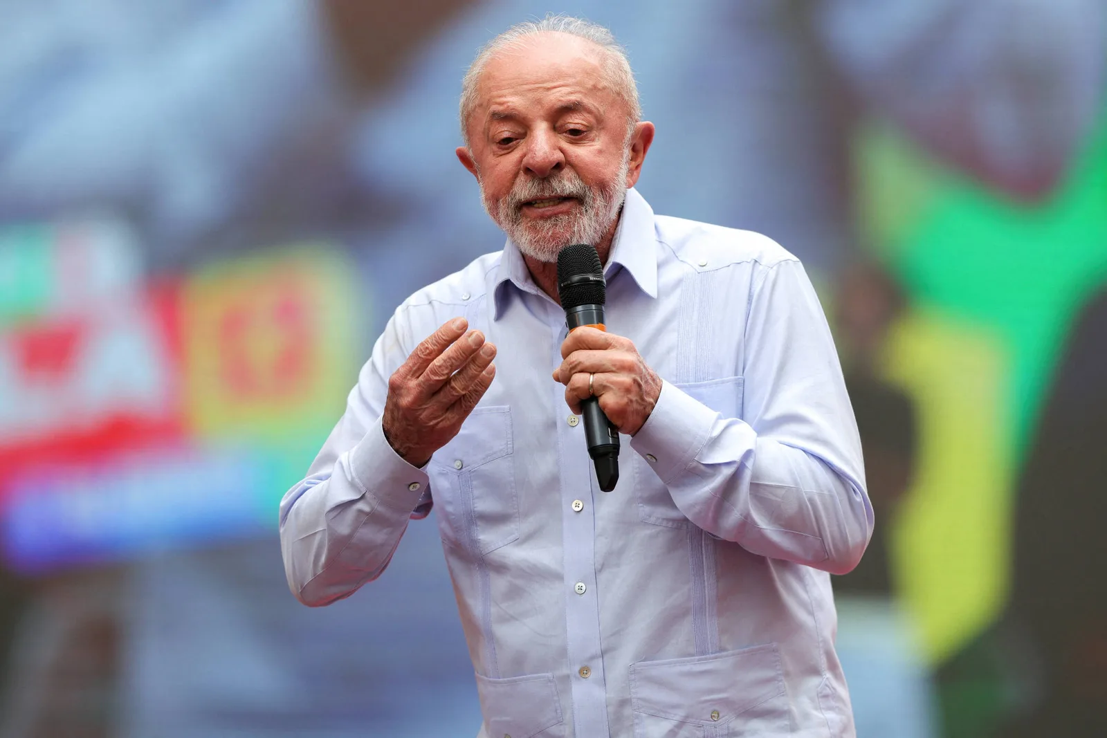 Lula critica STF enquanto Flávio Bolsonaro associa crise a governo