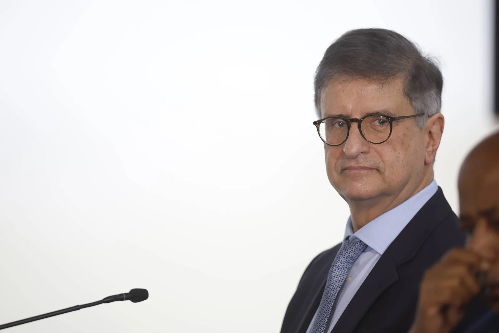 Gonet nega proximidade com Vorcaro durante sessão no STF