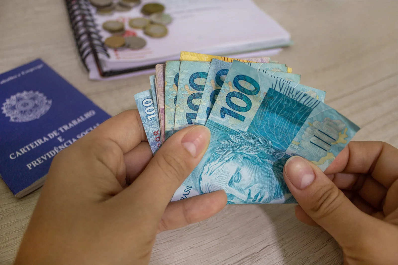 STJ deixa definição do mínimo existencial para casos de penhora salarial