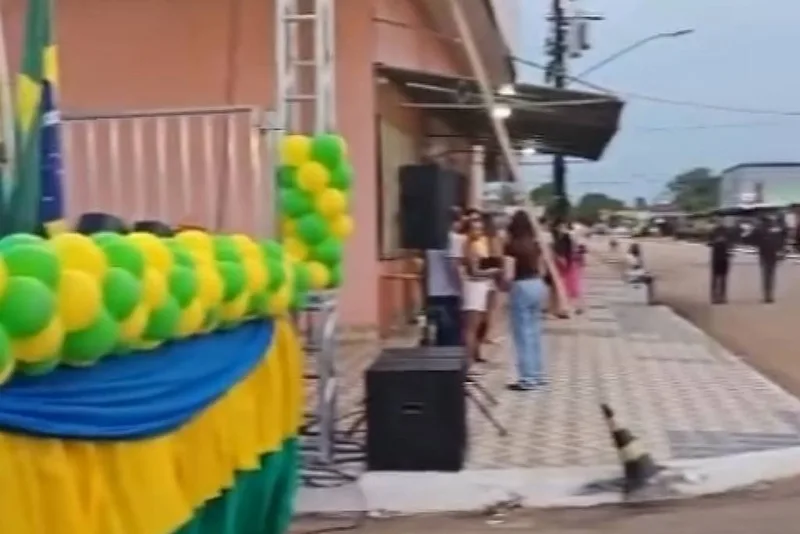 Polícia prende dois suspeitos após morte durante desfile em Candeias do Jamari